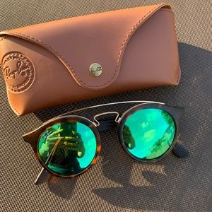 Ray Ban Green Mirrored Sunglasses